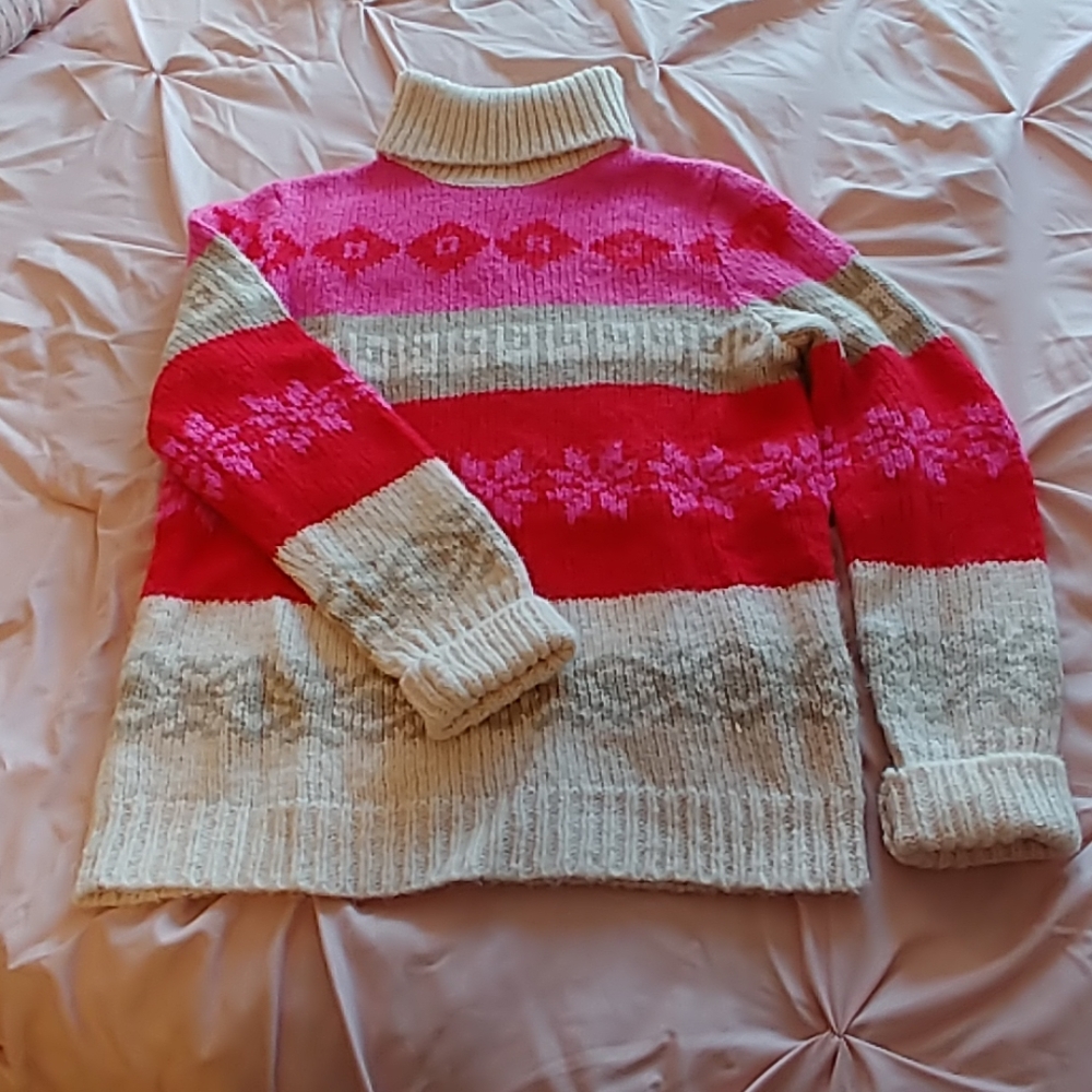 Old Navy Sweater